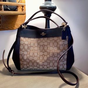 COACH Outline Signature Small Lexy Shoulder bag purse 29548 EUC